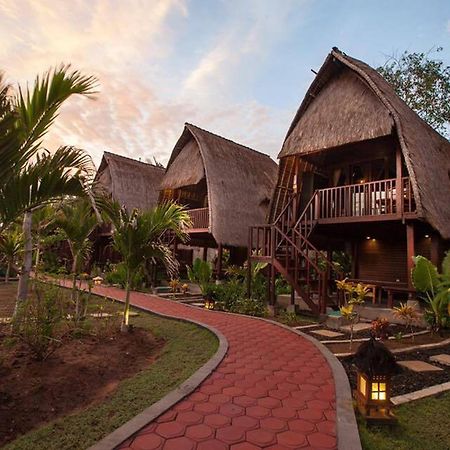 Abian Huts Dream Beach Lembongan Екстер'єр фото