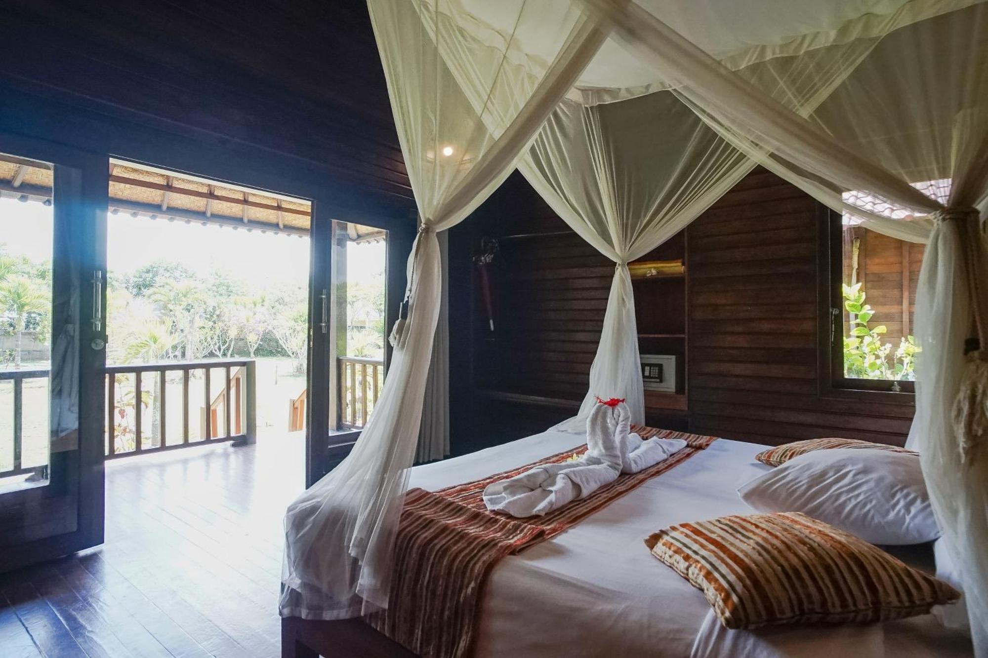 Abian Huts Dream Beach Lembongan Екстер'єр фото
