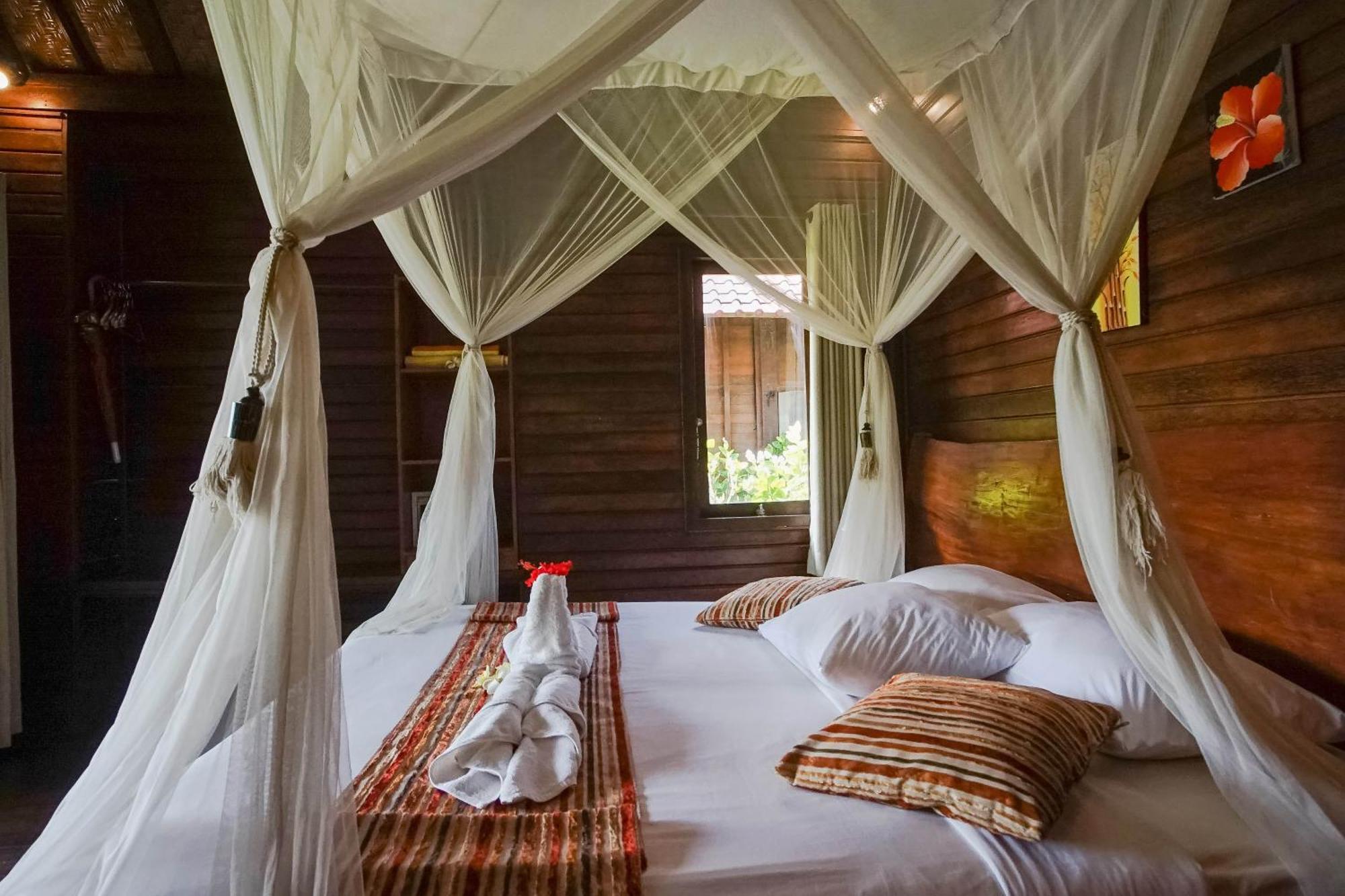 Abian Huts Dream Beach Lembongan Екстер'єр фото