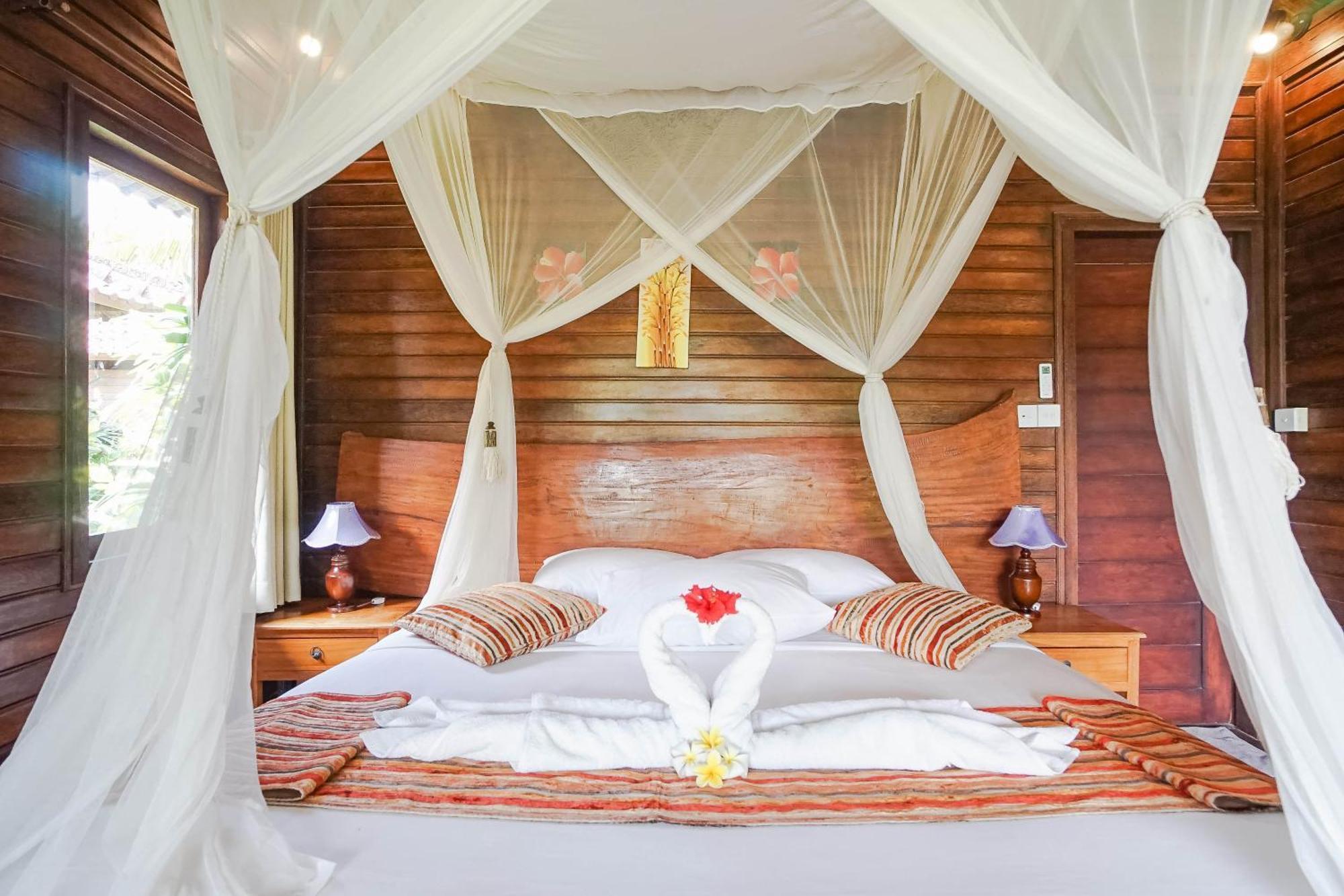 Abian Huts Dream Beach Lembongan Екстер'єр фото