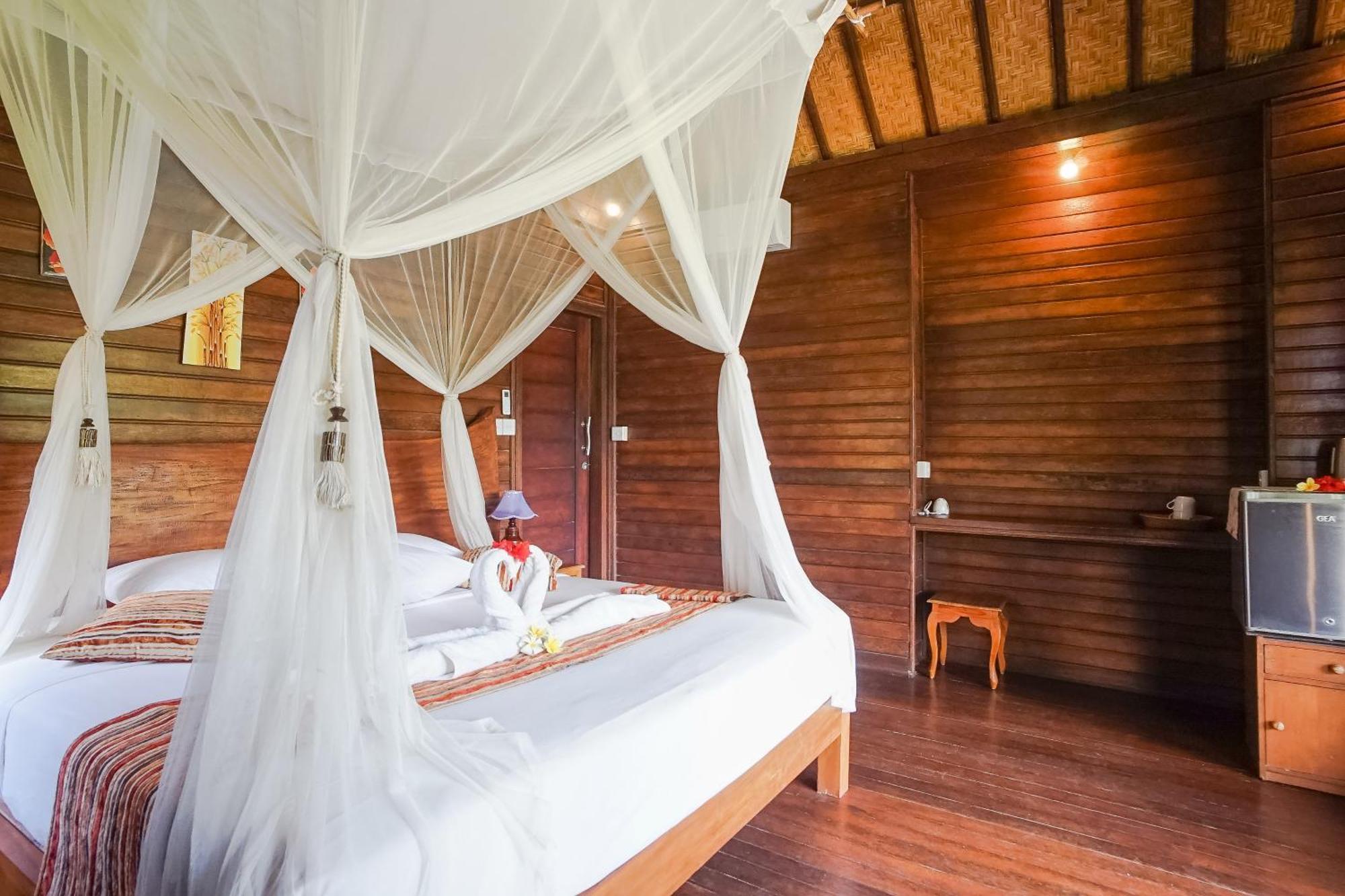 Abian Huts Dream Beach Lembongan Екстер'єр фото
